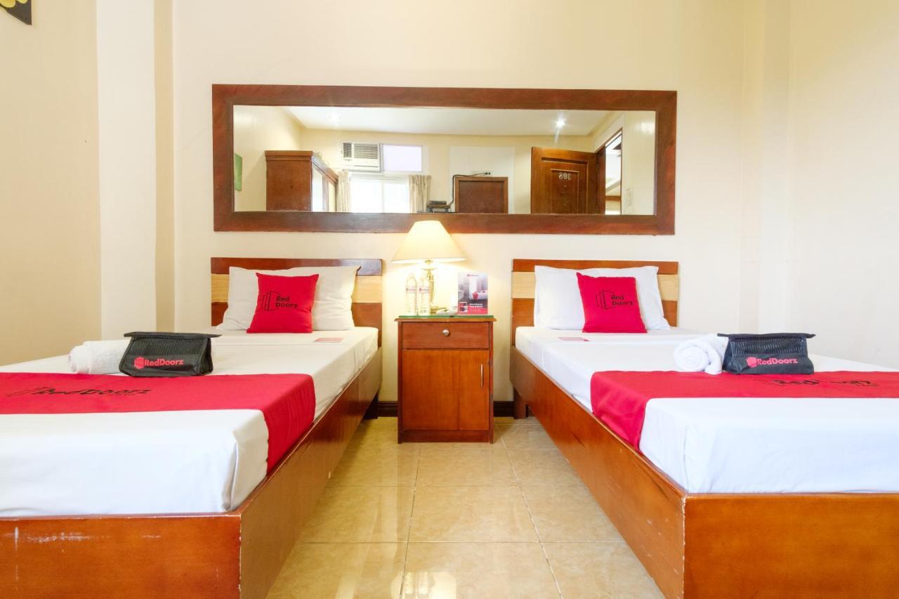 Reddoorz Near Camp Montelibano Hotel Bacolod Ngoại thất bức ảnh